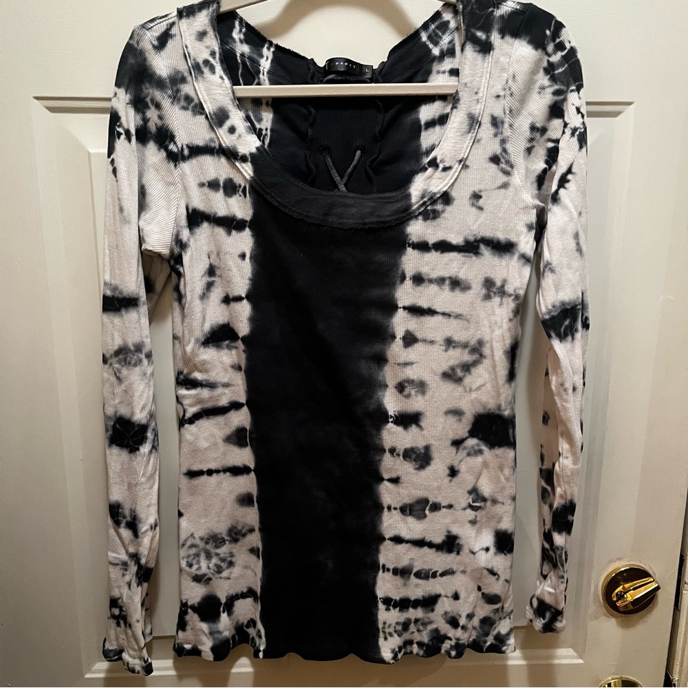 T Party Navy and White Tie-Dye Women's Top Size L